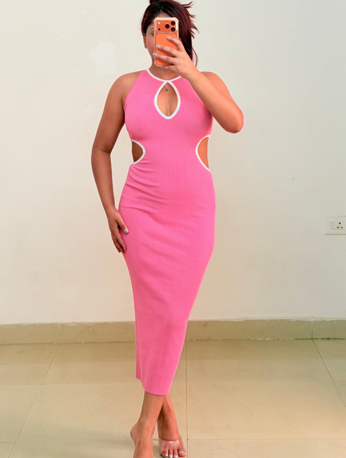 Pink bodycon dress